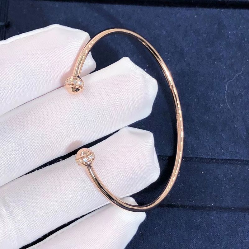 Kalite 18 Ayar Altın Piaget Possession Açık Bileklik Bileklik Desteği Örnek Sipariş OEM fabrika