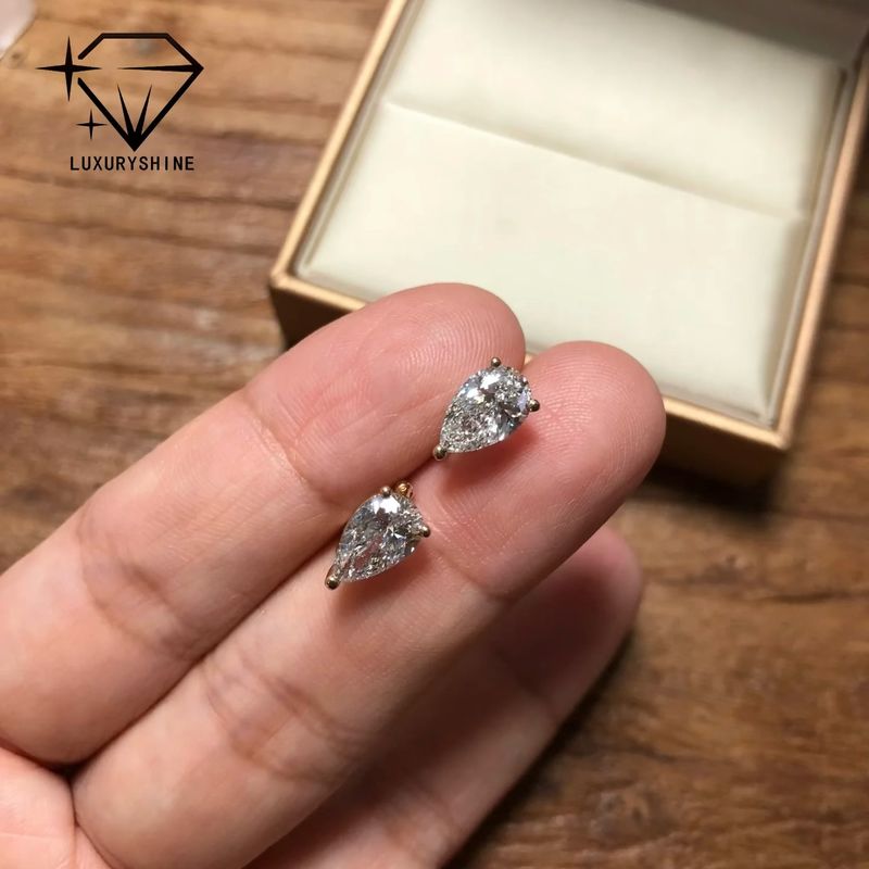 Kalite 18K Altın Armut Kesim Laboratuvar Yetiştirilmiş Pırlanta Küpe VVS-VS Berraklık fabrika