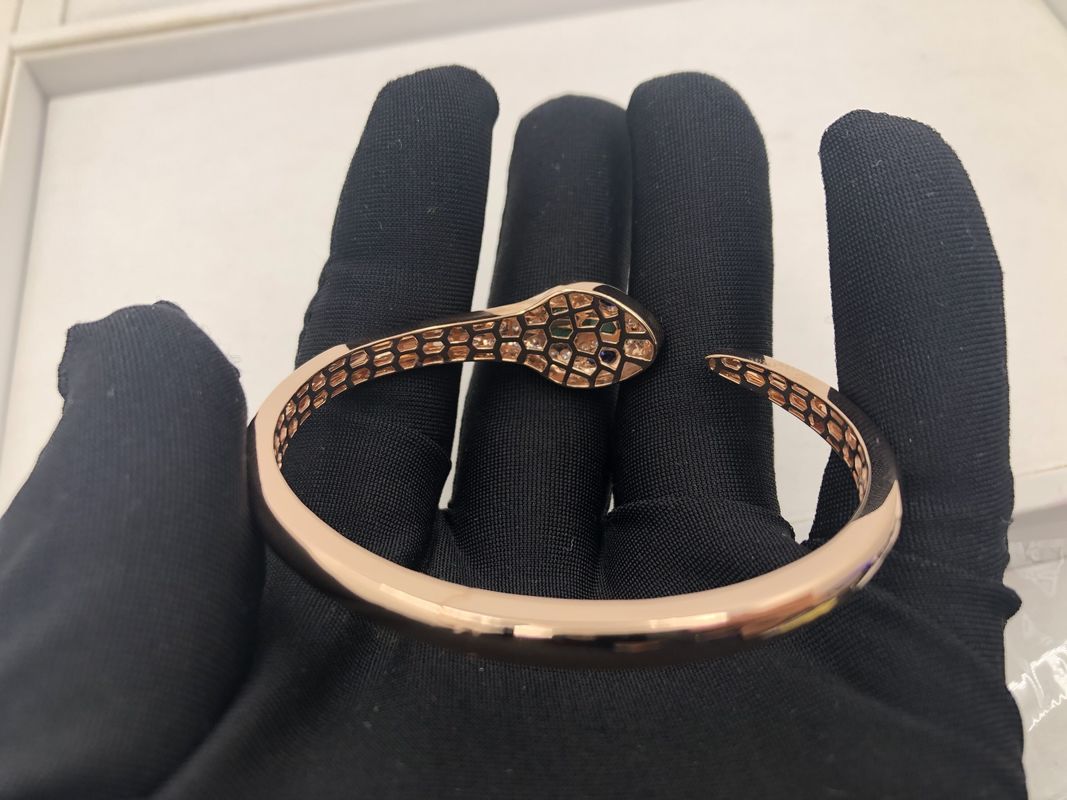 Kalite Lüks Takı Snakewomens Charm Bilezikler Pırlantalı Özelleştirilmiş 18 Kt Pembe Altın fabrika