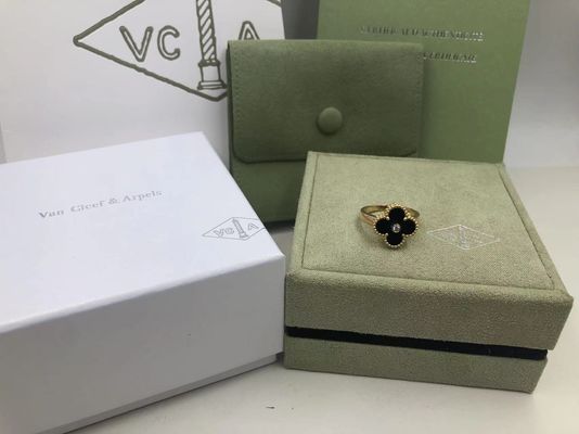Kalite Van Cleef And Arpels Vintage Alhambra Yüzük Sarı Altın Oniks Yuvarlak Pırlanta fabrika