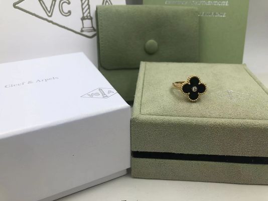 Kalite Van Cleef And Arpels Vintage Alhambra Yüzük Sarı Altın Oniks Yuvarlak Pırlanta fabrika