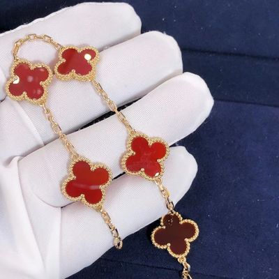 Kalite Kırmızı Van Cleef Arpels 18 Ayar Altın Bileklik 5 Motifli Taşlı fabrika
