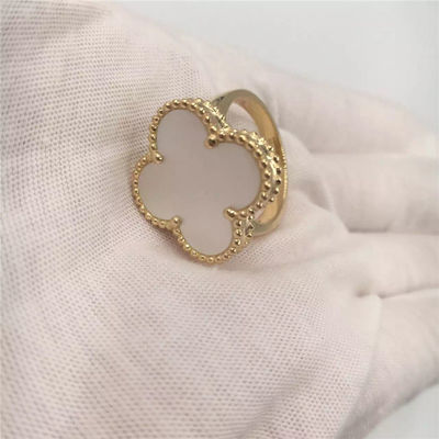 Kalite VCARF78900 Van Cleef Ve Arpels Sihirli Alhambra Yüzük Sarı Altın Çiçek Şekli Ile fabrika