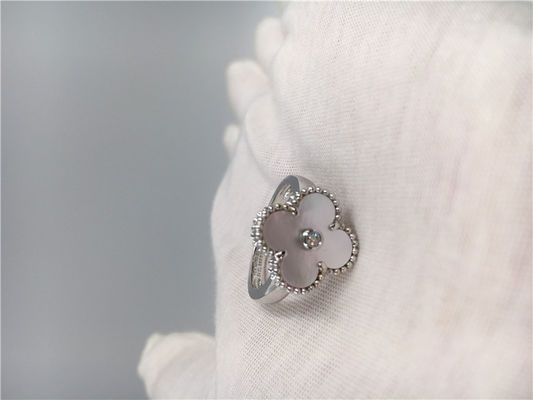 Kalite Vintage Alhambra 18K Altın Yüzük Beyaz Altın Pırlantalı / Beyaz İnci fabrika
