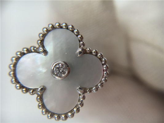 Kalite Vintage Alhambra 18K Altın Yüzük Beyaz Altın Pırlantalı / Beyaz İnci fabrika
