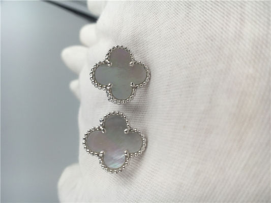 Kalite Beyaz İnci Sedefli Küçük Çiçek Saplama Küpe 18K Altın Takı fabrika