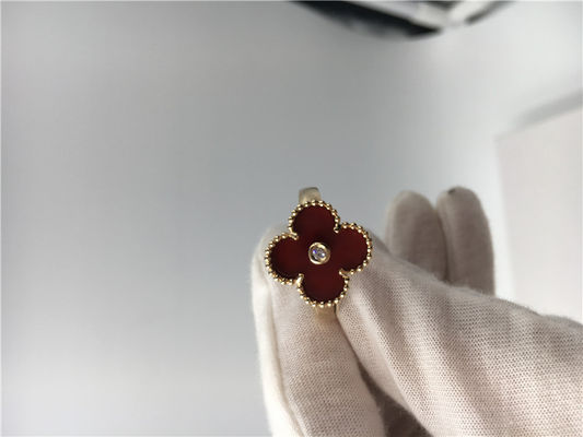 Kalite Benzersiz Sarı Altın Alyans Yuvarlak Pırlanta, Carnelianlı Vintage Alhambra Yüzük fabrika