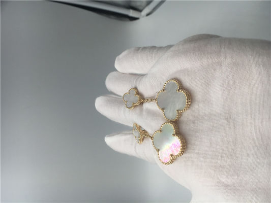 Kalite 2 Motifli Van Cleef Küpeler, 18 Ayar Sarı Altın Van Cleef İnci Küpeler fabrika