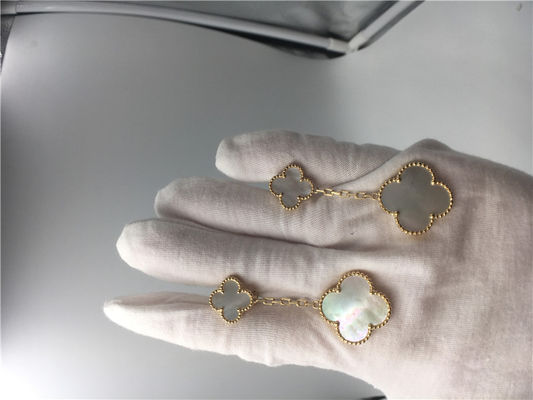 Kalite 2 Motifli Van Cleef Küpeler, 18 Ayar Sarı Altın Van Cleef İnci Küpeler fabrika