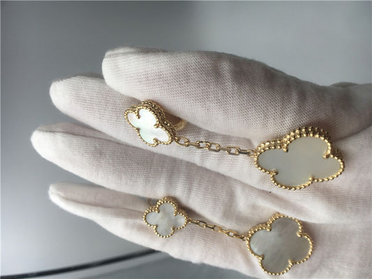 Kalite 2 Motifli Van Cleef Küpeler, 18 Ayar Sarı Altın Van Cleef İnci Küpeler fabrika