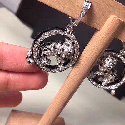 Kalite Pırlanta 18K Altın Küpeler Mücevher PanthèRe De Beyaz Altın Zümrüt Jade Onyx fabrika