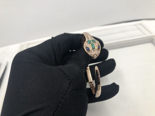 Kalite Lüks Takı Snakewomens Charm Bilezikler Pırlantalı Özelleştirilmiş 18 Kt Pembe Altın fabrika