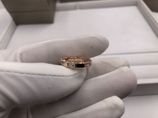 Elmas Kesimli ve Kişiye Özel Oyma ile El Yapımı Özel Takılar, Eşsiz Bir Lüks Tasarım