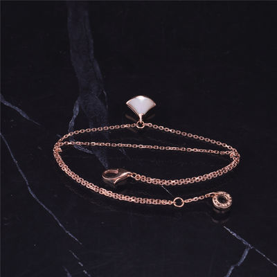 Kalite 1 Motifli Beyaz Anne İnci Bileklik Rose Gold, 18K Rose Gold Kolyeli fabrika