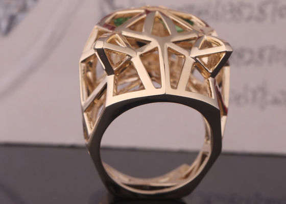 Kalite PanthèRe De Cartier Yüzük Sarı Altın Tsavorite Garnet Onyx fabrika